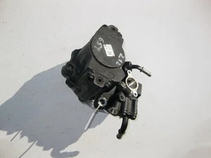 Mercedes-Benz  A6510702701 Fuel injection pump for OM651 engine - Picture 1 of 5