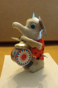 Vintage Wind-Up Tin Toy Elephant w/Cymbal and Drum - Works, All Original - Foto 1 di 9