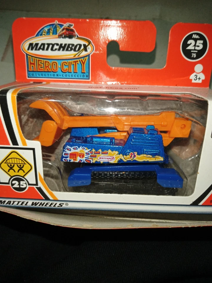 Matchbox MB 25 Demolition Machine (Hero City) - Image 1 of 1