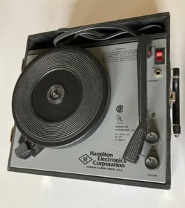 Hamilton Model 910 4 Speed Vintage Travel Record Player (For Parts / Repair) - Picture 1 of 23