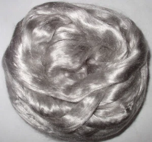 Mulberry or tussah silk roving for spinning felting fiber doll hair 0.5oz/15g - Picture 1 of 23