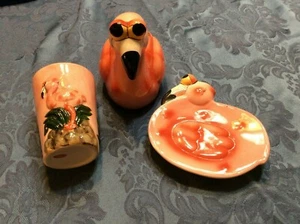 Vintage Flamingo Soap Dish Toothbrush Holder Rinse Cup Set Rare Set Unused Nice - Picture 1 of 2