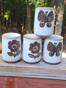 Set Of 4 O.M.C. Japan Stoneware Pottery Handle-less Tea Cups Flower & Butterfly - Picture 1 of 8