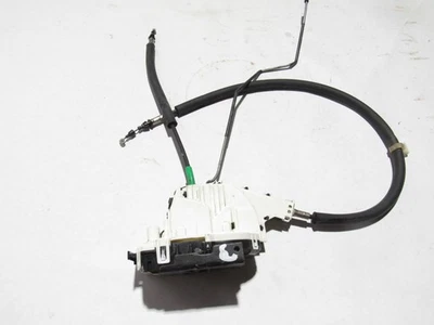 Actuador de cierre de cerradura de puerta de pasajero trasero derecho Maserati Levante 2018 16-24; Foto 1 de 4