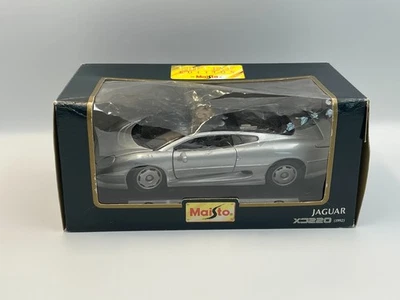 Jaguar Car XJ 220 by Maisto, [boxed] scale 1.24 - Image 1 of 4