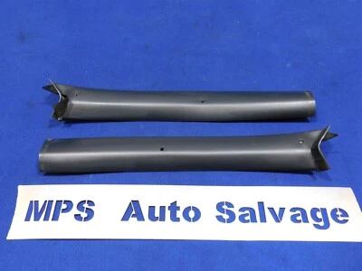 Ford Mustang 92 1992 convertible un par de molduras de pilar izquierdo derecho OEM usado P80 Foto 1 de 4