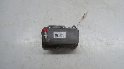 Jaguar XF 2016-2023 OEM 2,0 L enfriador de aceite de motor G4D3-6A642 Foto 1 de 4