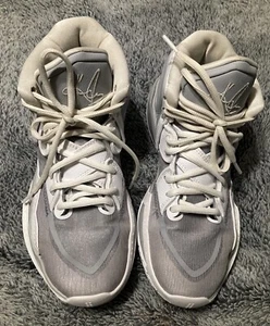 Nike Kyrie Infinity TB Basketball Shoes Wolf Grey Mens Size 7 - Picture 1 of 9
