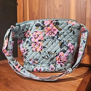 Vera Bradley Cotton Utility Bucket Crossbody Purse - Rosy Outlook - Picture 1 of 9