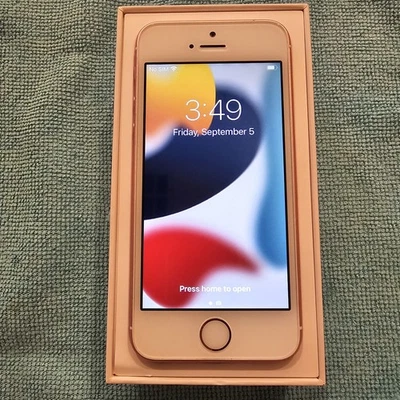Apple iPhone SE 1st Gen 64GB Rose Gold A1662 (MLY42LL/A) W/Box EUC Unlocked - Image 1 of 4