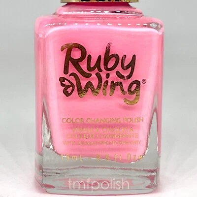 Nuevo esmalte de uñas Ruby Wing Color Club - Toque de queda medianoche - Tamaño completo Foto 1 de 4