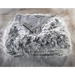 Felldecke Star Home Wohndecke Silberwolf Webpelz Fell Wolf 150x200 - Bild 1 von 2