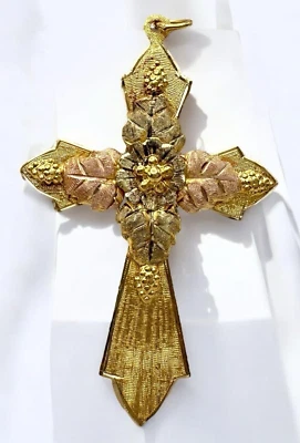 Colgante Vintage Black Hills Oro Cruz 12K y 10k Adornado Multicolor Grande 2-1/8" Foto 1 de 4