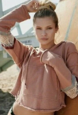 Sudadera con Capucha Free People Movement Atrapasueños Crochet Encaje Coral XS NUEVA Foto 1 de 4