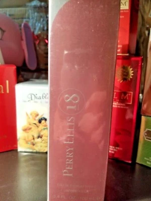 PERRY ELLIS 18 para Mujer 3.4 OZ / 100 ML EAU DE PARFUM SPRAY * NUEVO EN CAJA SELLADA Foto 1 de 4