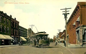 STRASSENSZENE MIT TROLLEY, PARSONS, KANSAS, ALTE POSTKARTE (R60) - Bild 1 von 2