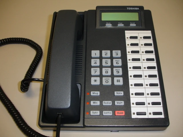 Juegos de teléfono Toshiba DKT-2020SD carbón reacondicionado (Toshiba DKT2020SD) Foto 1 de 1