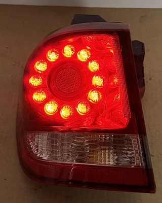 2013 道奇 Journey 左后司机尾灯(四面板安装) — 第 1/4 张图片