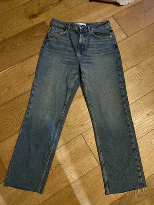 Zara Straight Leg Raw Hem Blue Denim Jeans Size 12 - Image 1 of 4