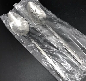 Oneida Community Stainless VIA ROMA Pierced & Solid Serving Spoon Set (RF1055) - Picture 1 of 4