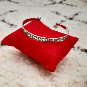 BRAZALETE BEREBER TUAREG HECHO A MANO PLATA TALLADA BRAZALETE PUÑO ABIERTO Bohemio MARROQUÍ - Imagen 1 de 9