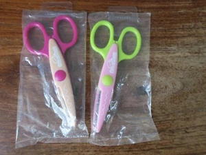 LOT DE 2 PAIRES DE CISEAUX  CRAYOLA CREATIONS  - Picture 1 of 1