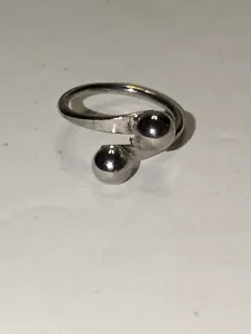 Anello aperto in argento rodiato doppia sfera bypass misura 7,5 nuovo - Foto 1 di 8