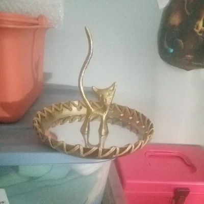 Plato de baratija soporte anillo espejo gato tono latón Foto 1 de 4