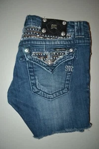 Pantalones cortos de mezclilla azul con solapas de bolsillo adornados Miss Me para mujer talla 28x7 - Imagen 1 de 9