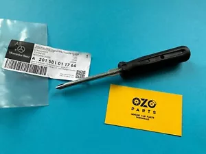 Genuine Mercedes-Benz Screwdriver A2015810117 - Picture 1 of 2