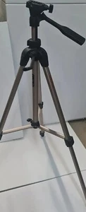 Lightweight Tripod 55-Inch, Aluminum Travel/Camera/Phone Tripod Sunpak 6601 UT - Picture 1 of 8
