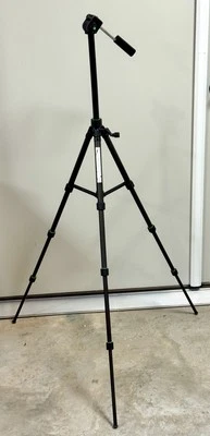 Cullmann 三脚架 型号 2100 轻量级 小巧型 52 英寸 适用于旅行、背包旅行 — 第 1/4 张图片