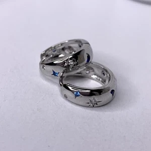 Kopen Australia | XS Huggie Celestial Moon Star Hoop Earrings 925 Silver Plated - Bild 1 von 8