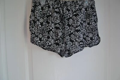 Mini Shorts Mujer de Aeropostale Talla Grande Azul y Blanco en Color  Foto 1 de 4