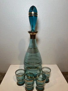 Vintage Bohemian Czech Aqua Gold Trim Glass Decanter set w/4 Cordial Glasses - Imagen 1 de 12