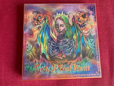 Oden's Eye + Angelica Nyqvist Halloween Trick Or Treat Palette Neu im Plastik - Bild 1 von 3