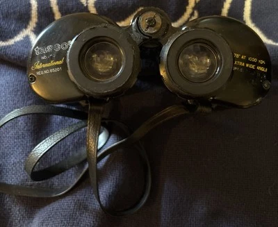 Tasco Black Model 400 7x35 -578 Ft. @ 1000 Yds. Binoculars Optics Fully Coated - Image 1 of 4