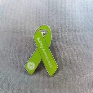 GE Safety Ambassador Green Ribbon Jacket Hat Metal Pin - Picture 1 of 2