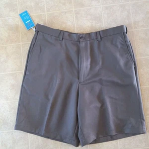 NUOVO Haggar Uomo Marrone Verdastro Cool 18 Pantaloncini Taglia 38W Senza Ferro Umidità Stoppino - Foto 1 di 3