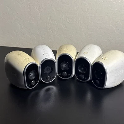 Cámara de seguridad Arlo NETGEAR VMC3030 Add-on HD interior/exterior solamente, lote de 5 Foto 1 de 4