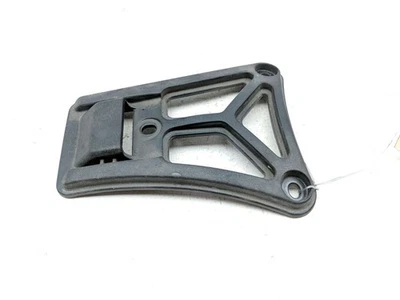 98-06 Victory V92C Deluxe Asiento de pasajero trasero Guardabarros Soporte de montaje Foto 1 de 4