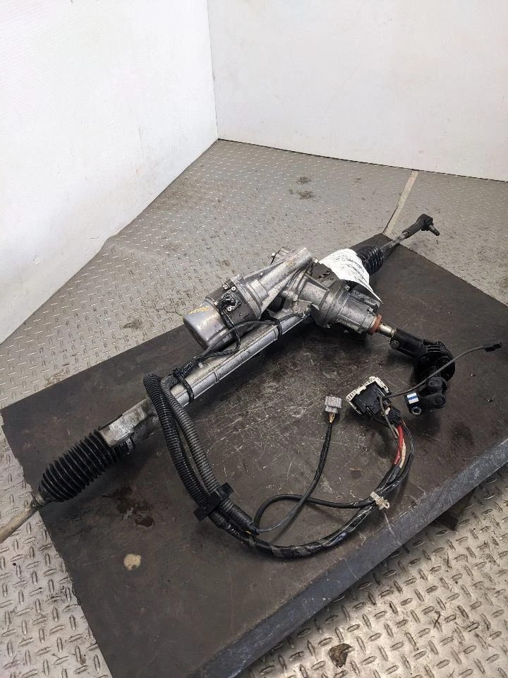 Engranaje de dirección/rack bastidor eléctrico y base de piñón se adapta a 13-14 XV CROSSTREK 1132644 Foto 1 de 4