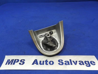 04 2004 Ford Mustang GT 40º Aniversário OEM 5 velocidades câmbio manual bota moldura P69 - Imagem 1 de 4