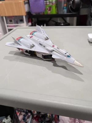 Transformers Universe Silver Bolt - Image 1 of 2