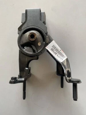 TOYOTA Genuine OEM Noah Voxy Isis Rear Engine Mounting Insulator 12371-37120 - Image 1 of 4