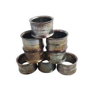 8 Vera Wang/Wedgwood Grosgrain Collection Napkin Rings Silver Tone 2" Diameter - Picture 1 of 6