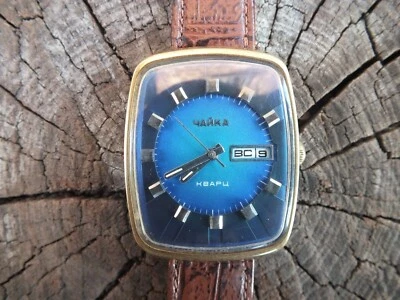 Reloj Pulsera Vintage CHAIKA 3050 Cuarzo Resonador Chapado en Oro Soviética Rusa URSS. Foto 1 de 4