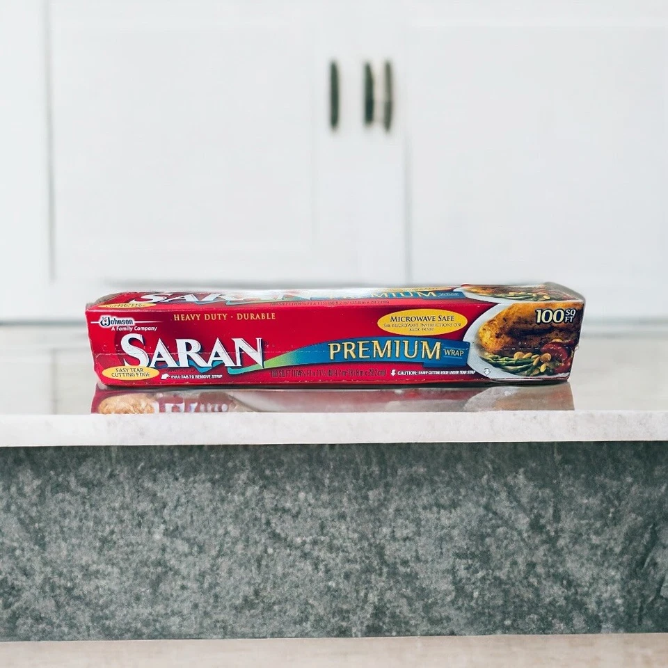 Saran Premium Plastic Wrap 100 FT 025700001300