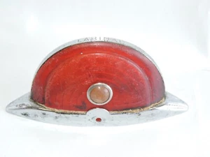 Cabochon feu rouge latéral LABINAL 2349 (CITROËN Traction Avant DELAGE SALMSON) - Picture 1 of 2