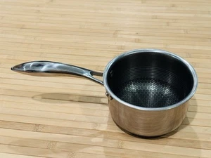 Hexclad Hybrid Antihaft 1qt Kochtopf kleiner Topf kühler Griff ohne Deckel - Bild 1 von 13
